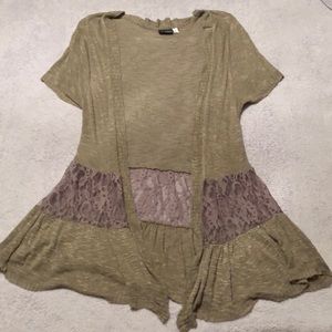 Daytrip short sleeve cover for tank top